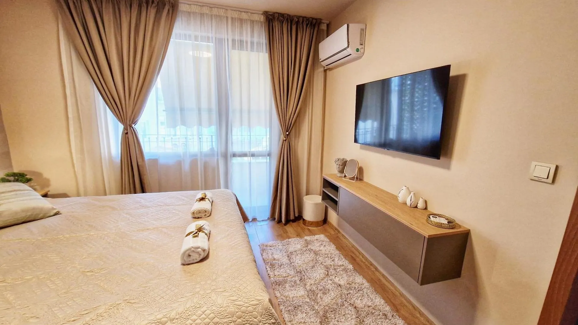 Apartment Delux Apart Vulchevi With Parking Burgas Bulgaria