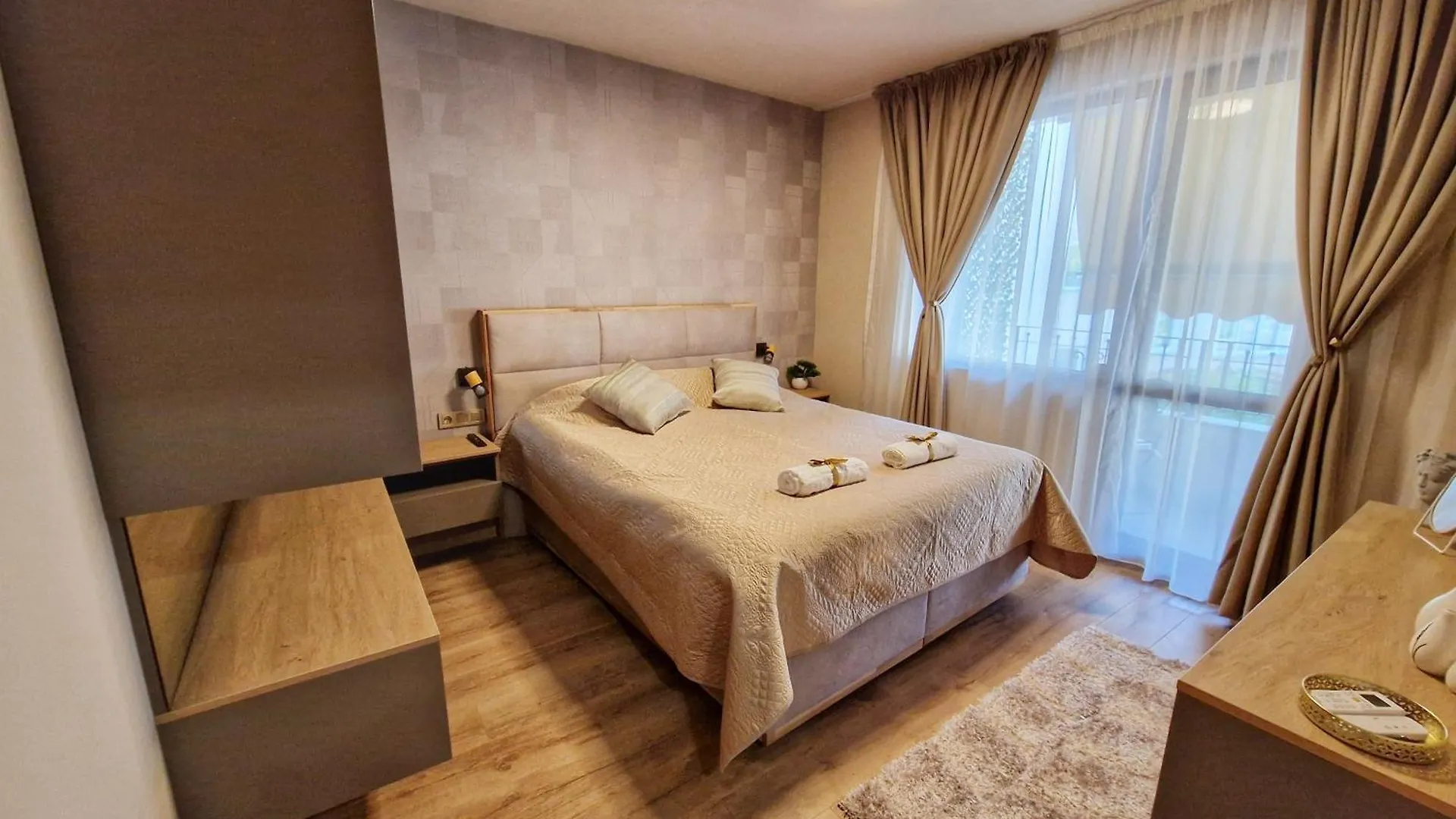 Delux Apart Vulchevi With Parking Burgas Apartment